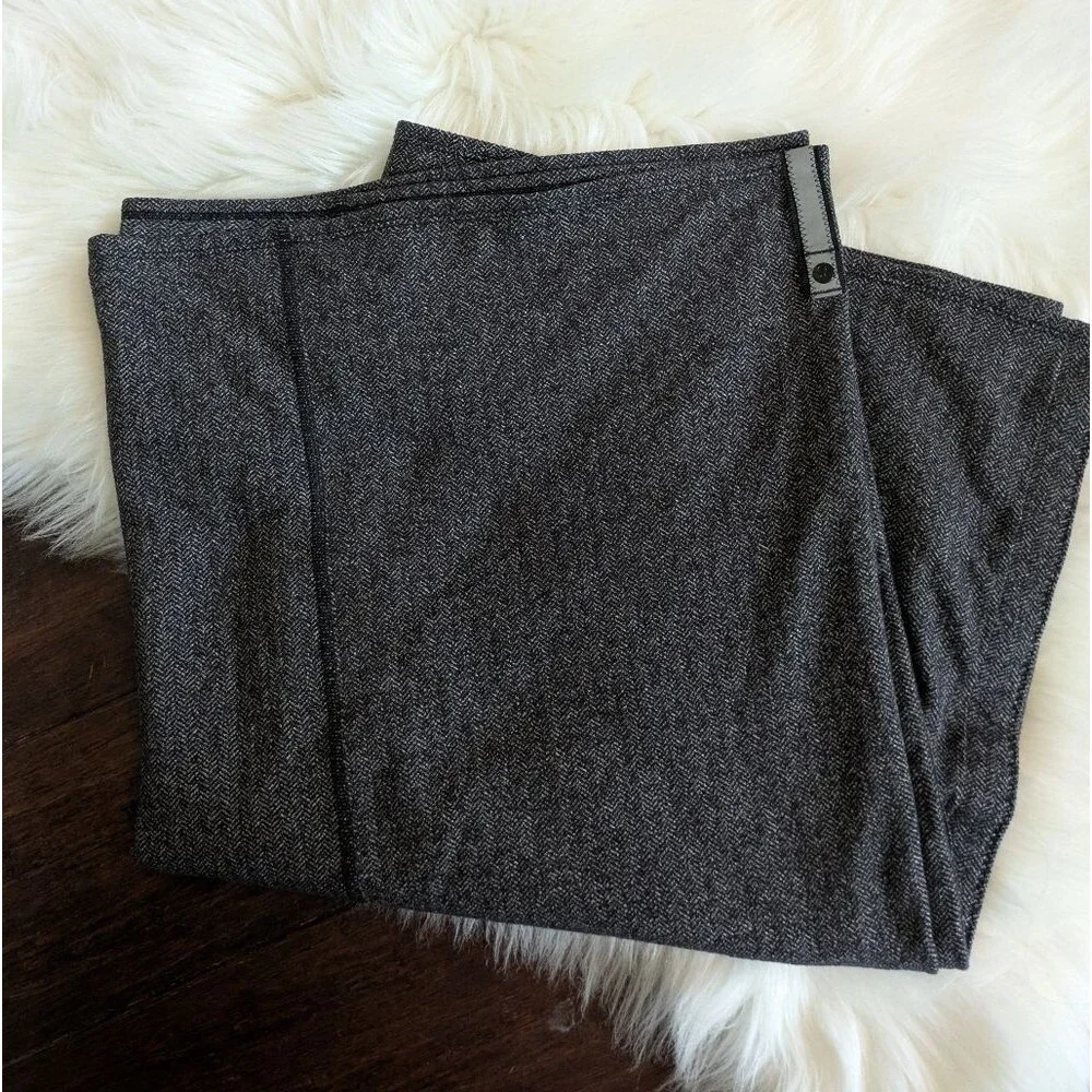 Lululemon Vinyasa Snap Scarf Jacquard Heathered Gray